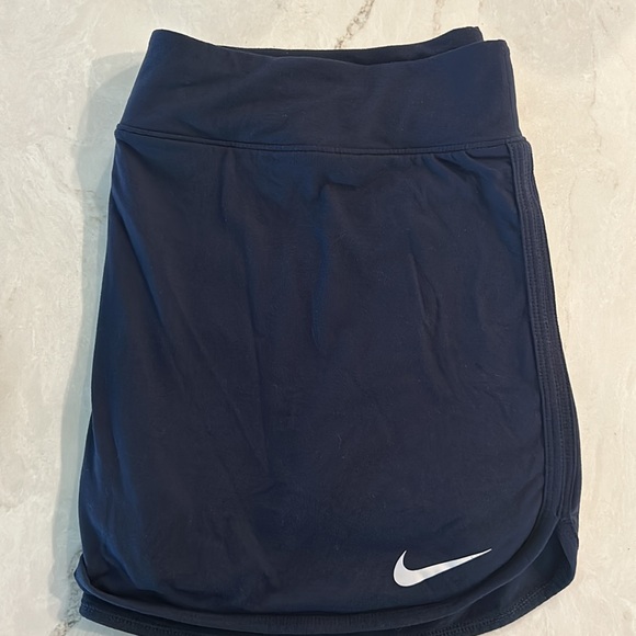 Lot of 3 Nike Dri Fit tennis skirts/skorts—size large - Picture 7 of 9